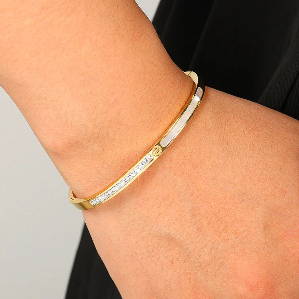 Pure Line Bracelet
